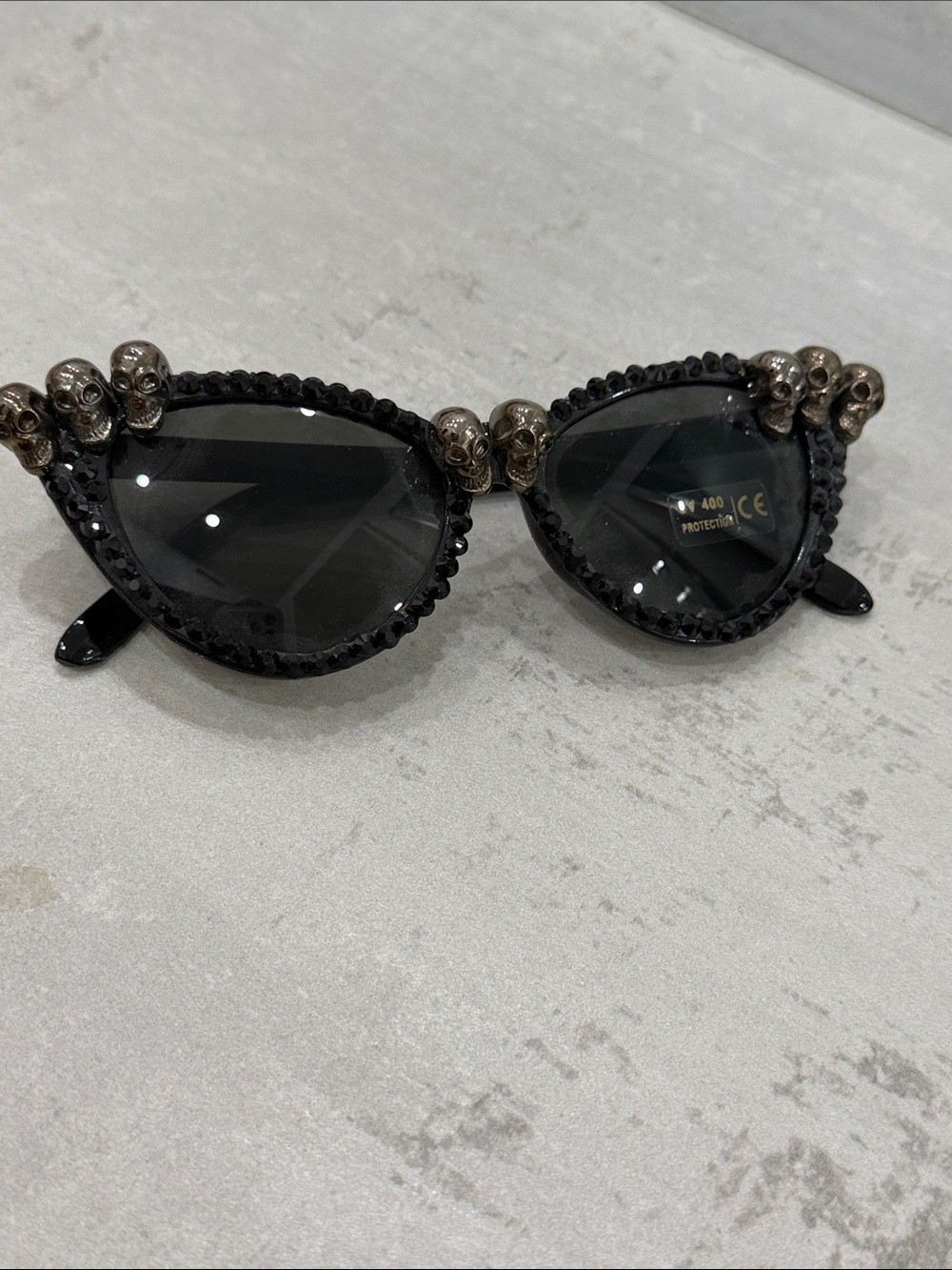Women's Black Skull-Accent Sunglasses